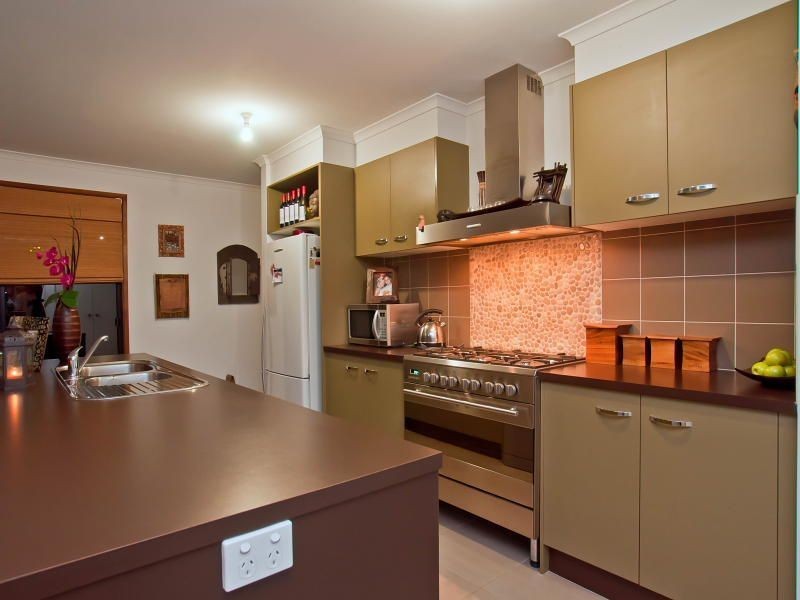 6 Mulberry Drive, Mount Martha VIC 3934