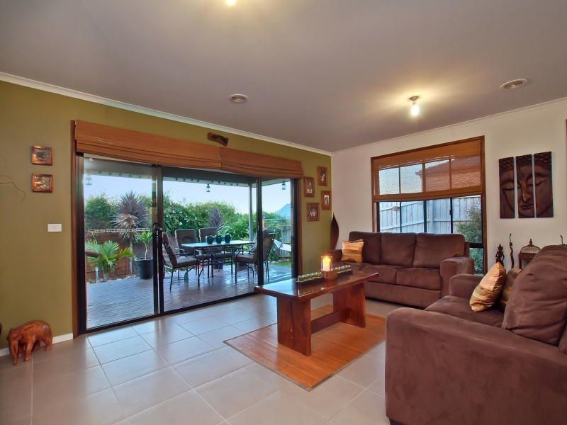 6 Mulberry Drive, Mount Martha VIC 3934