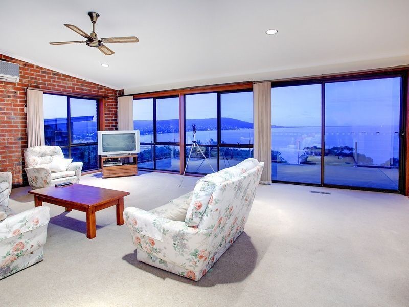 53 Mt Martha Road, Mount Martha VIC 3934