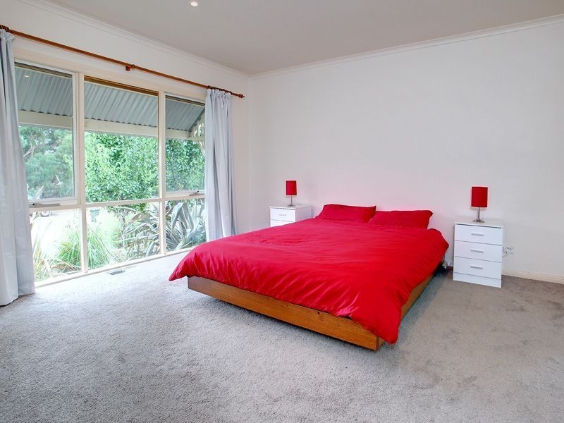 14 Baystone Court, Mount Martha VIC 3934