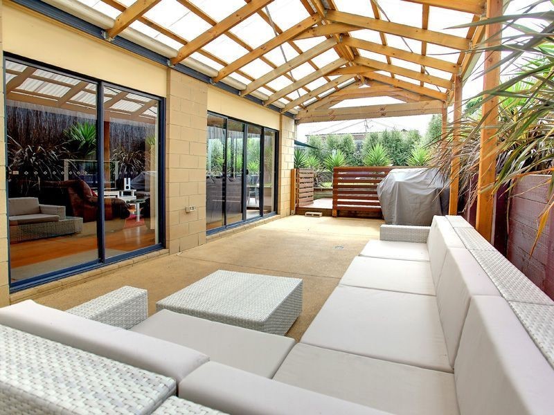 4 Cambridge Court, Mornington VIC 3931