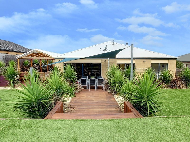 4 Cambridge Court, Mornington VIC 3931