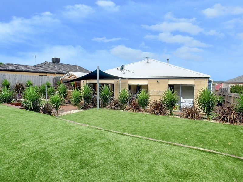 4 Cambridge Court, Mornington VIC 3931