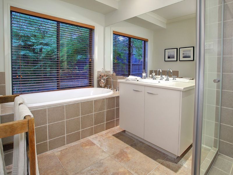 25 Melrose Drive, Mount Martha VIC 3934