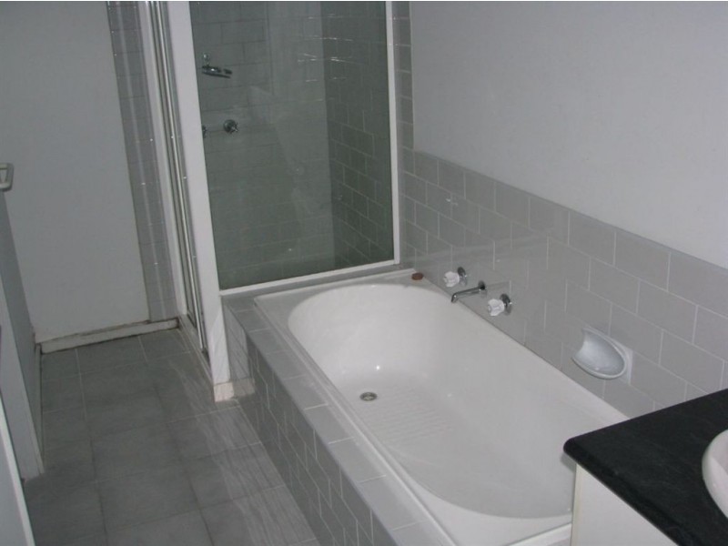 1/52 Alameda, Mornington VIC 3931