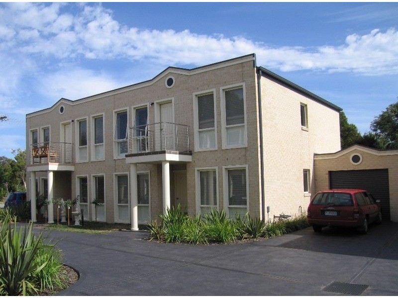 4/69-71 Seaview Avenue, Safety Beach VIC 3936