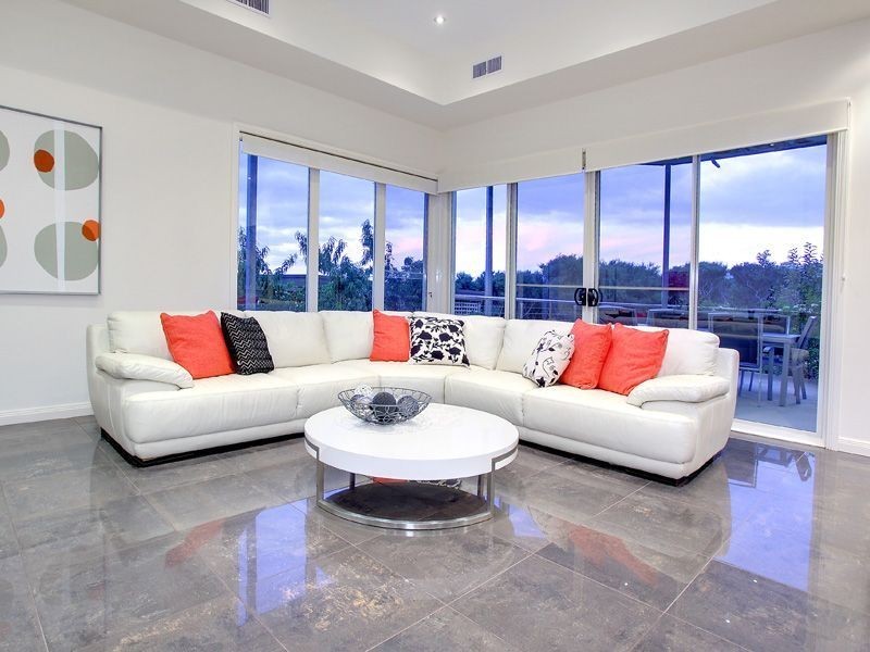 17 Stanley Crescent, Mount Martha VIC 3934