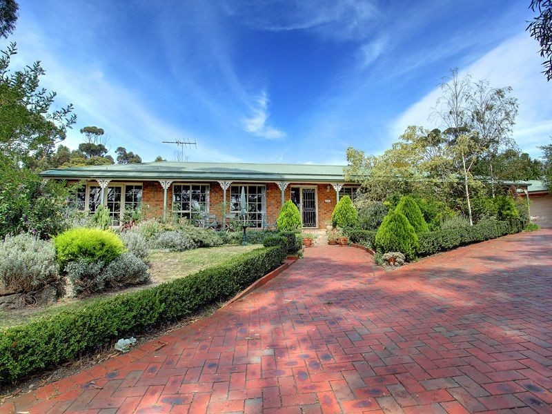 8 Solomons Terrace, Mount Martha VIC 3934