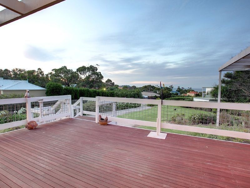 15 James Court, Mount Martha VIC 3934