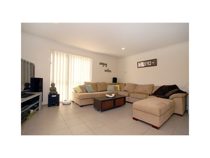 24 Meadow Crest Circuit, Mount Martha VIC 3934
