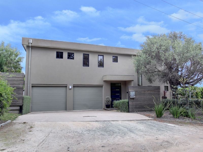 16 Kilburn Grove, Mount Martha VIC 3934