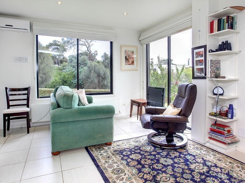 16 Kilburn Grove, Mount Martha VIC 3934