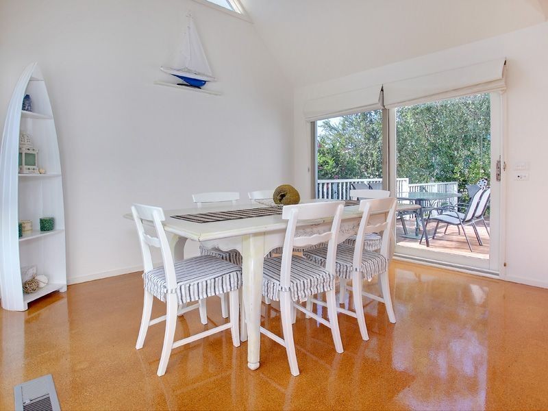 22 Barrow Street, Mount Martha VIC 3934