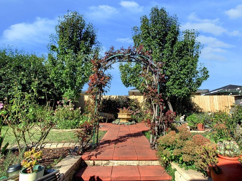 9 Layton Crescent, Mount Martha VIC 3934