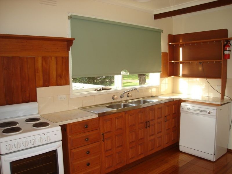 9 Banks Street, Mccrae VIC 3938