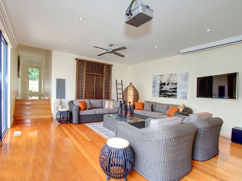 19 Rockleigh Drive, Mount Martha VIC 3934