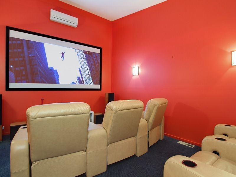 19 Rockleigh Drive, Mount Martha VIC 3934