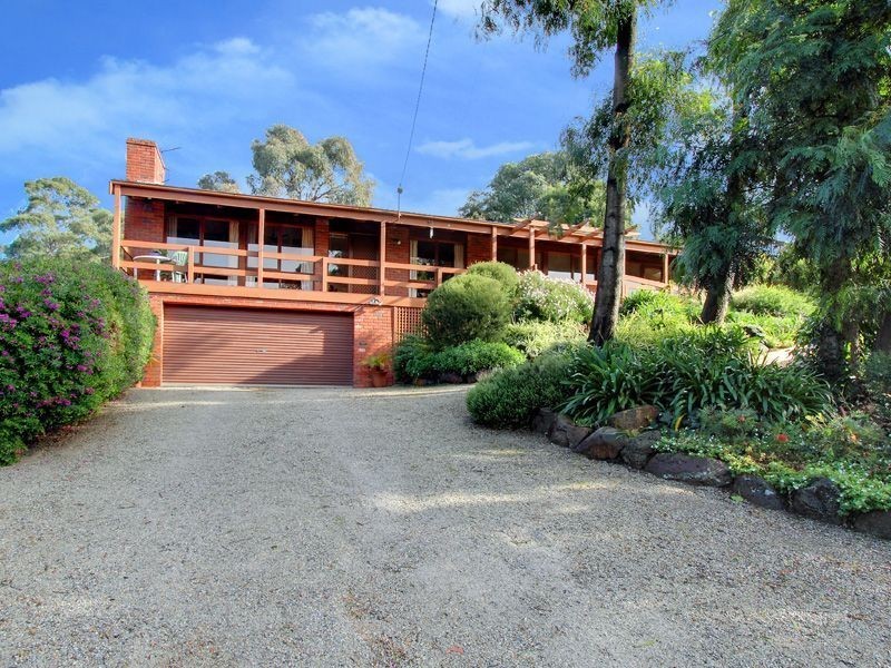 24 Sherwood Crescent, Mount Martha VIC 3934