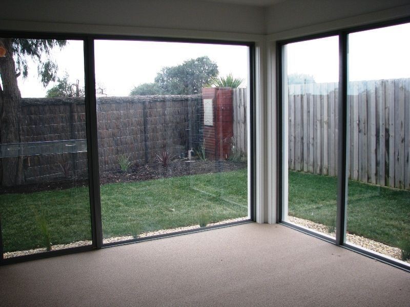 560 Esplanade, Mount Martha VIC 3934