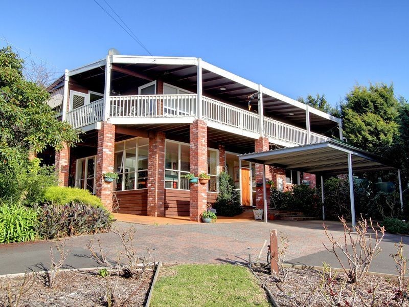 16 Finlayson Avenue, Mount Martha VIC 3934