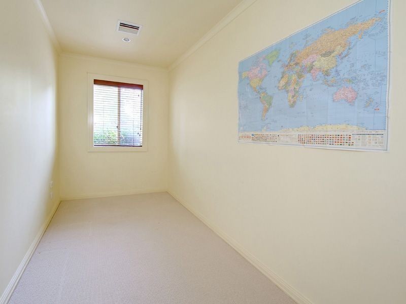 9 Hinkler Street, Mount Martha VIC 3934