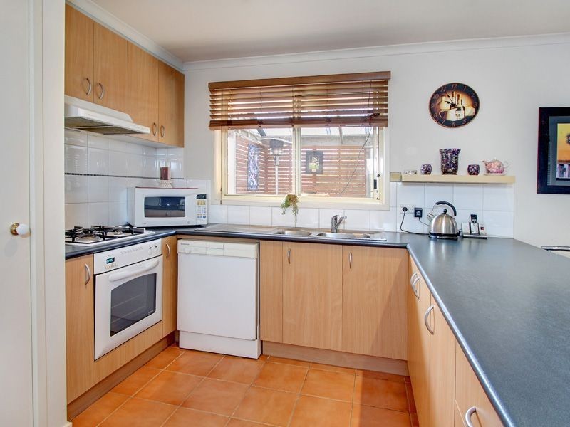 6 Piping Lane, Mount Martha VIC 3934