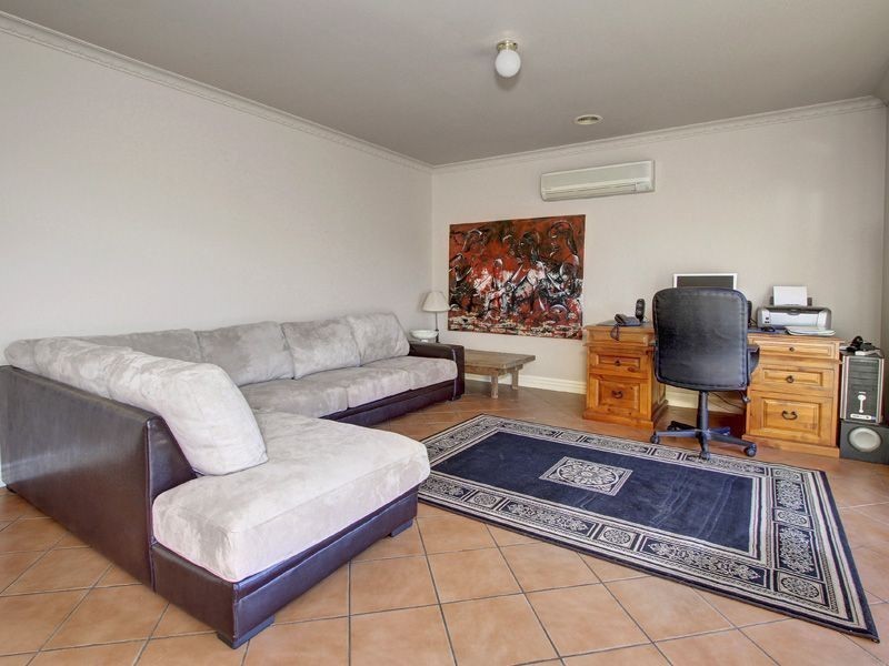 11 Piping Lane, Mount Martha VIC 3934