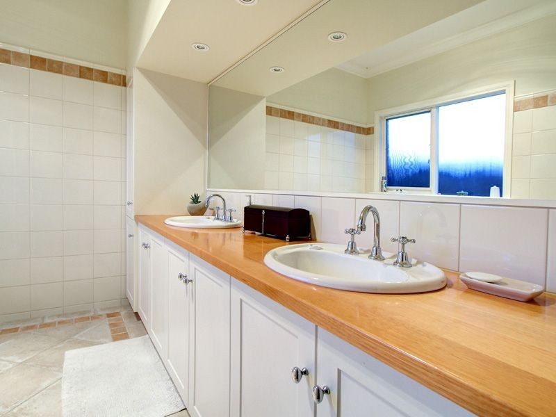 5 Lesa Court, Mount Martha VIC 3934