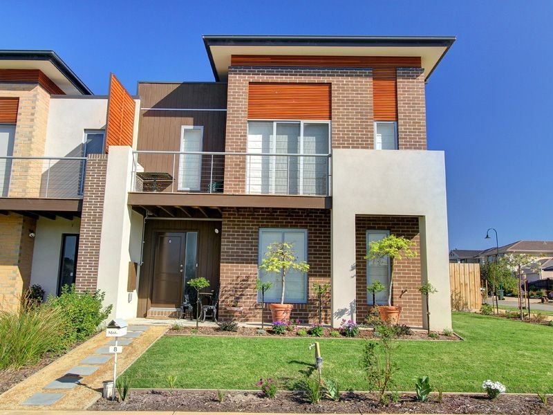 8 Arthur Walk, Mount Martha VIC 3934