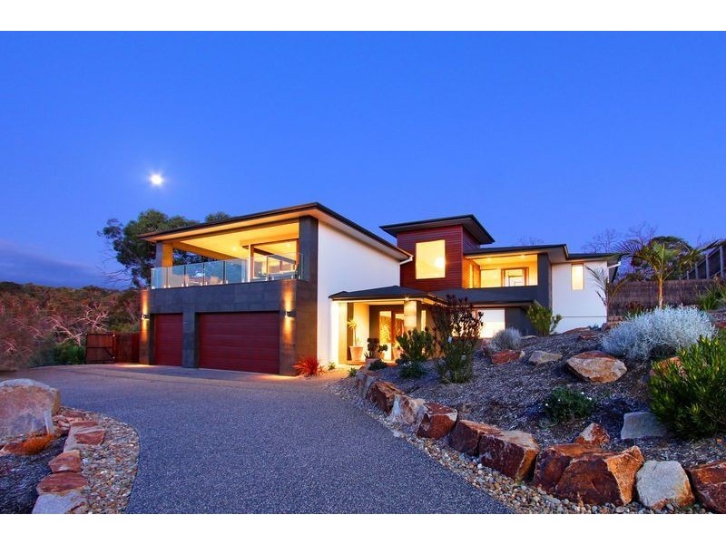 12 Clearwater Close, Mount Martha VIC 3934