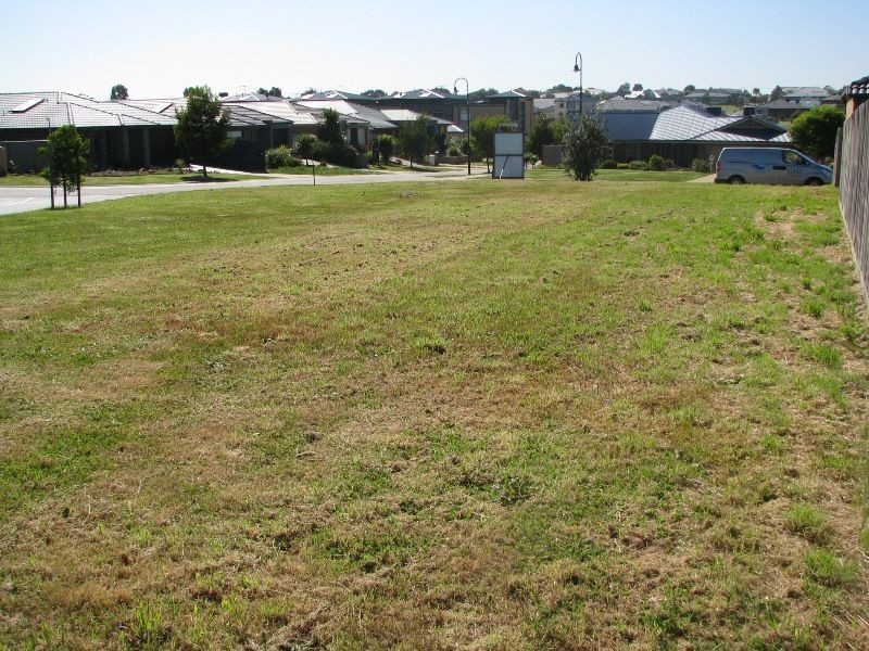 15 Haycutters Crt, Mount Martha VIC 3934