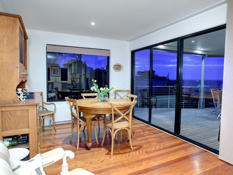 16 Kilburn Grove, Mount Martha VIC 3934