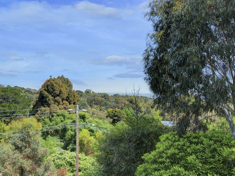 24 Cornwal Crescent, Mount Martha VIC 3934