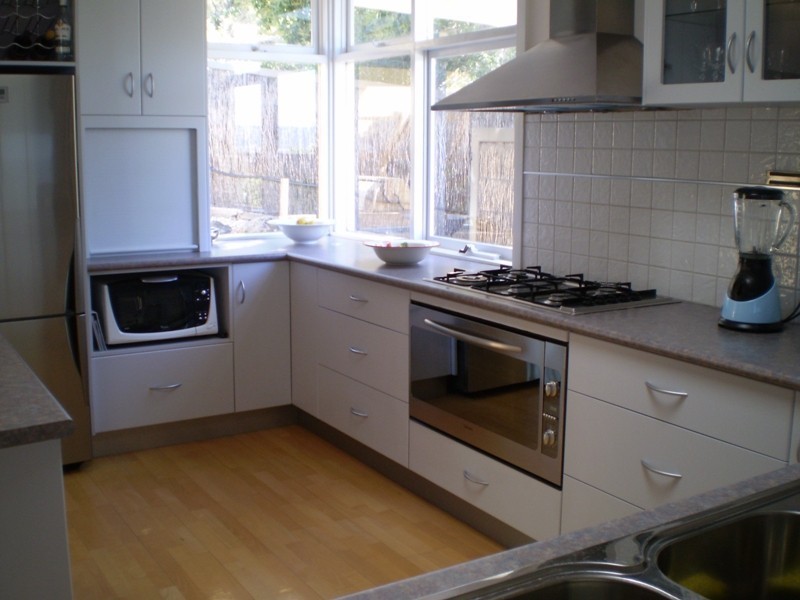 17 Ellerina Road, Mount Martha VIC 3934