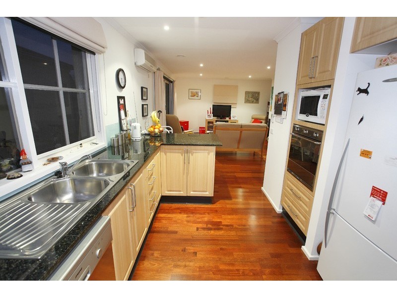 3/6 Nelson Street, Mornington VIC 3931