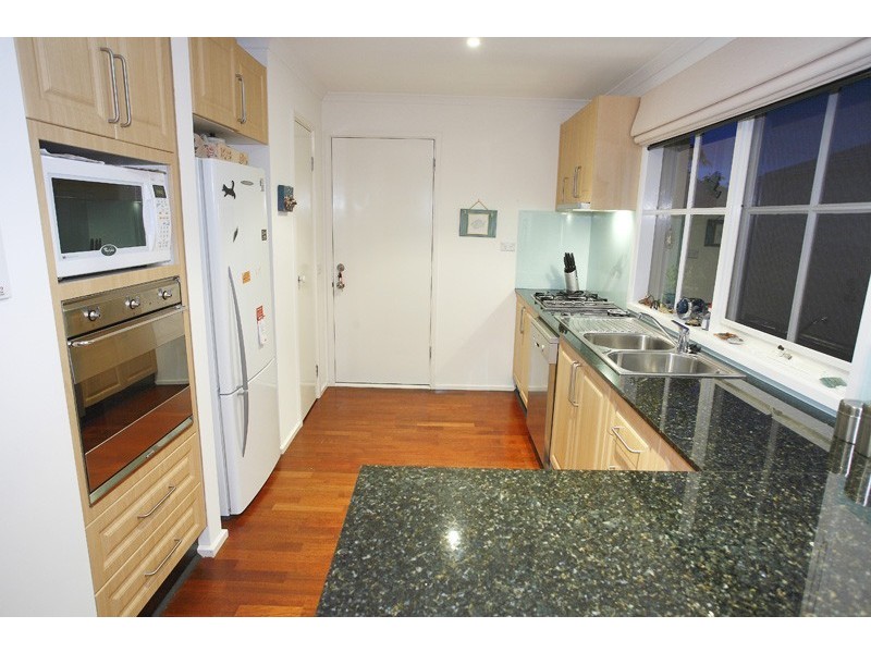 3/6 Nelson Street, Mornington VIC 3931