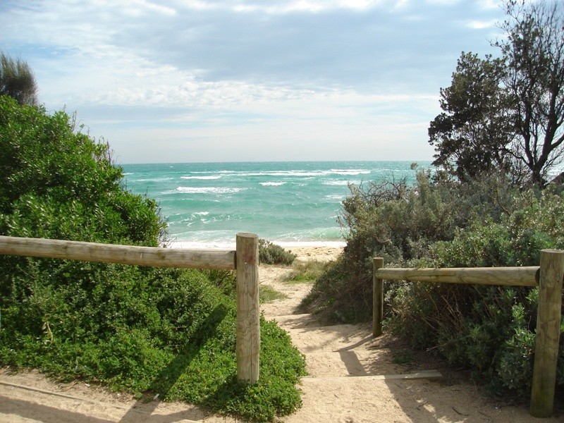 9 Helm Avenue, Safety Beach VIC 3936