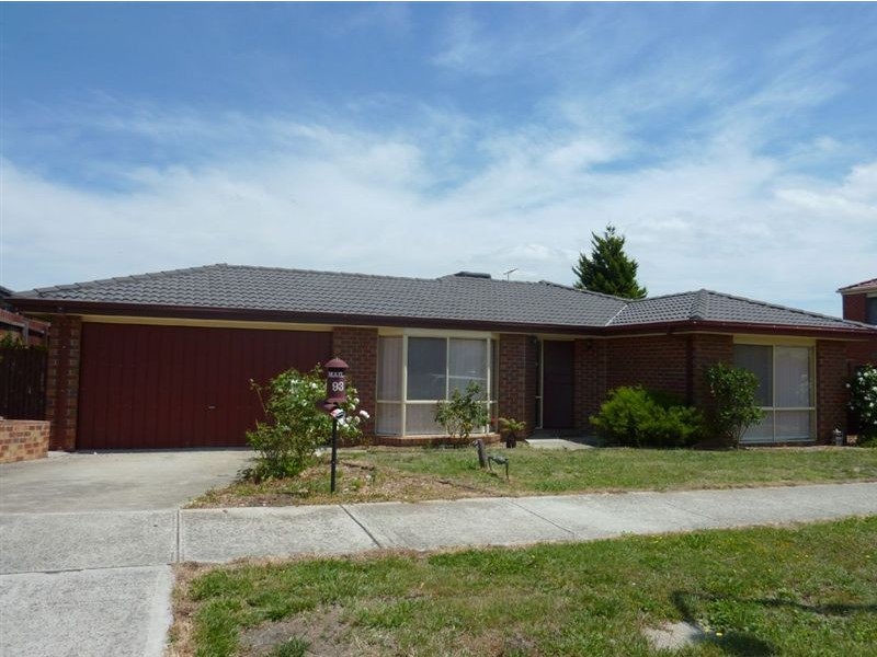 93 Hinrichsen Drive, Hallam VIC 3803