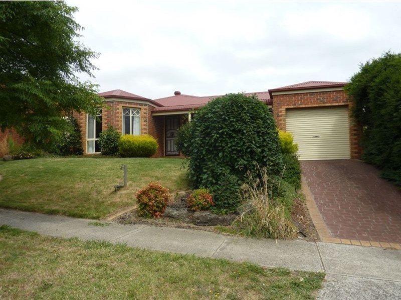 23 Jarryd Crescent, Berwick VIC 3806