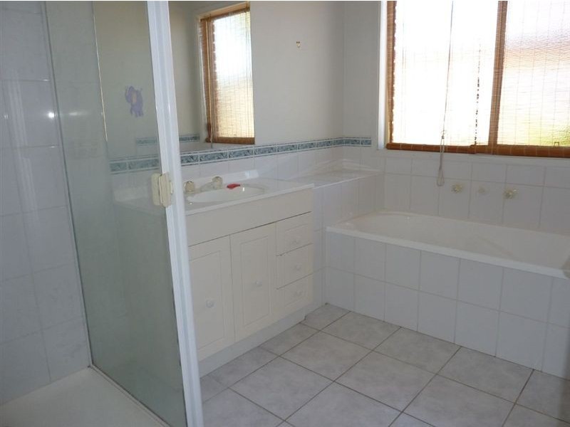 48 Cato Parkway, Lynbrook VIC 3975