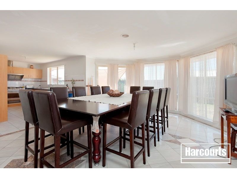 2 Castella Place, Hampton Park VIC 3976