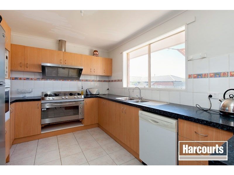 2 Castella Place, Hampton Park VIC 3976