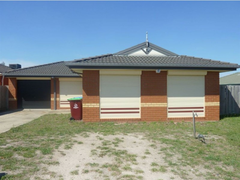18 Linmac Court, Hampton Park VIC 3976
