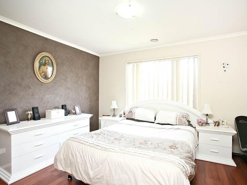 34 Bateman Grove, Hampton Park VIC 3976