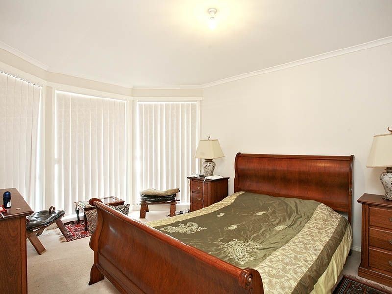 68 Strabane Way, Hampton Park VIC 3976