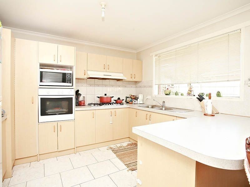 68 Strabane Way, Hampton Park VIC 3976