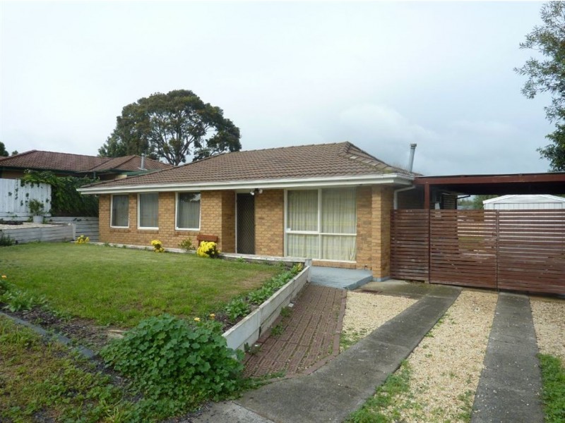 65 Oaktree Drive, Hampton Park VIC 3976