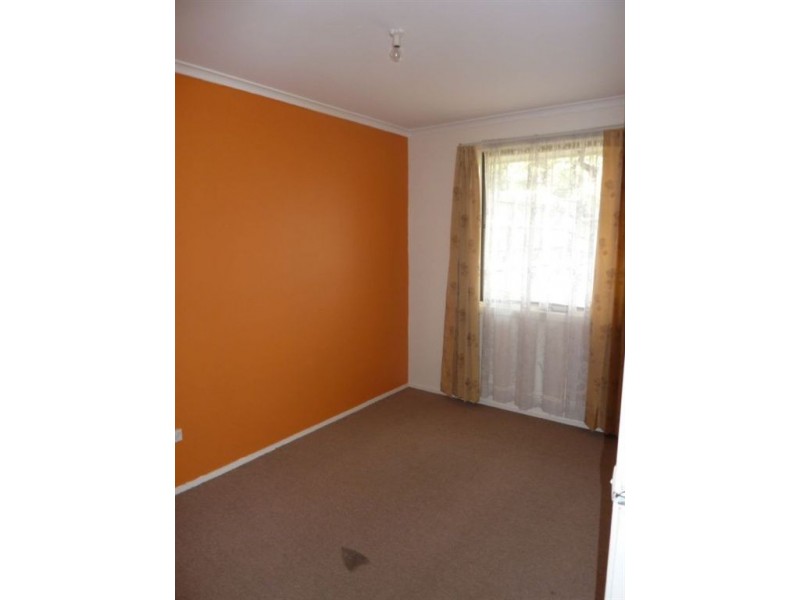 65 Oaktree Drive, Hampton Park VIC 3976