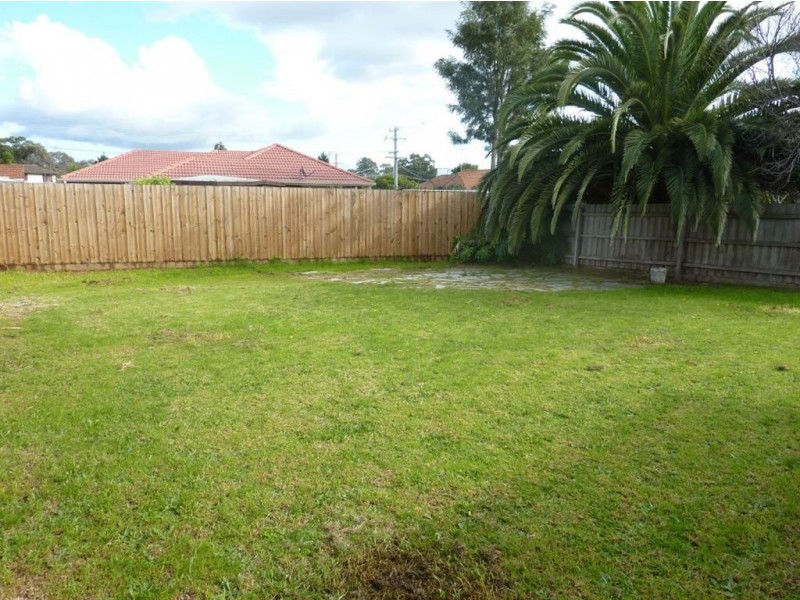 11 Sarah Place, Hampton Park VIC 3976