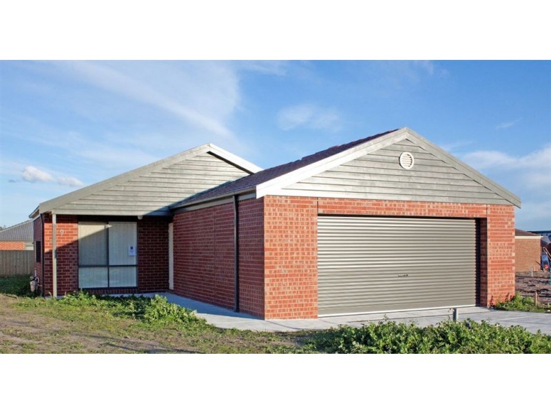 9 Tarragon Court, Lynbrook VIC 3975
